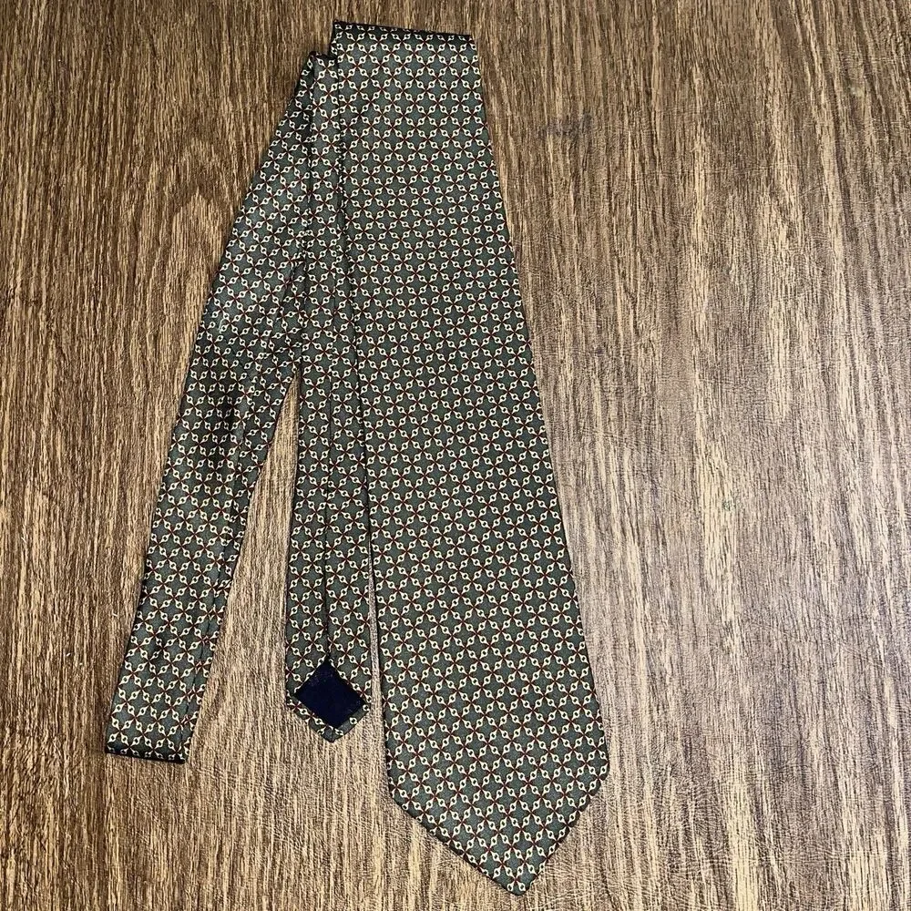 Brooks Bothers Maker Necktie Men’s Geometric Silk Made In‎ The USA Olive Green